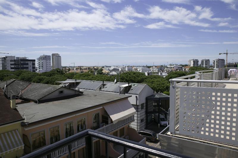 Hotel San Marco Lido di Jesolo Bagian luar foto